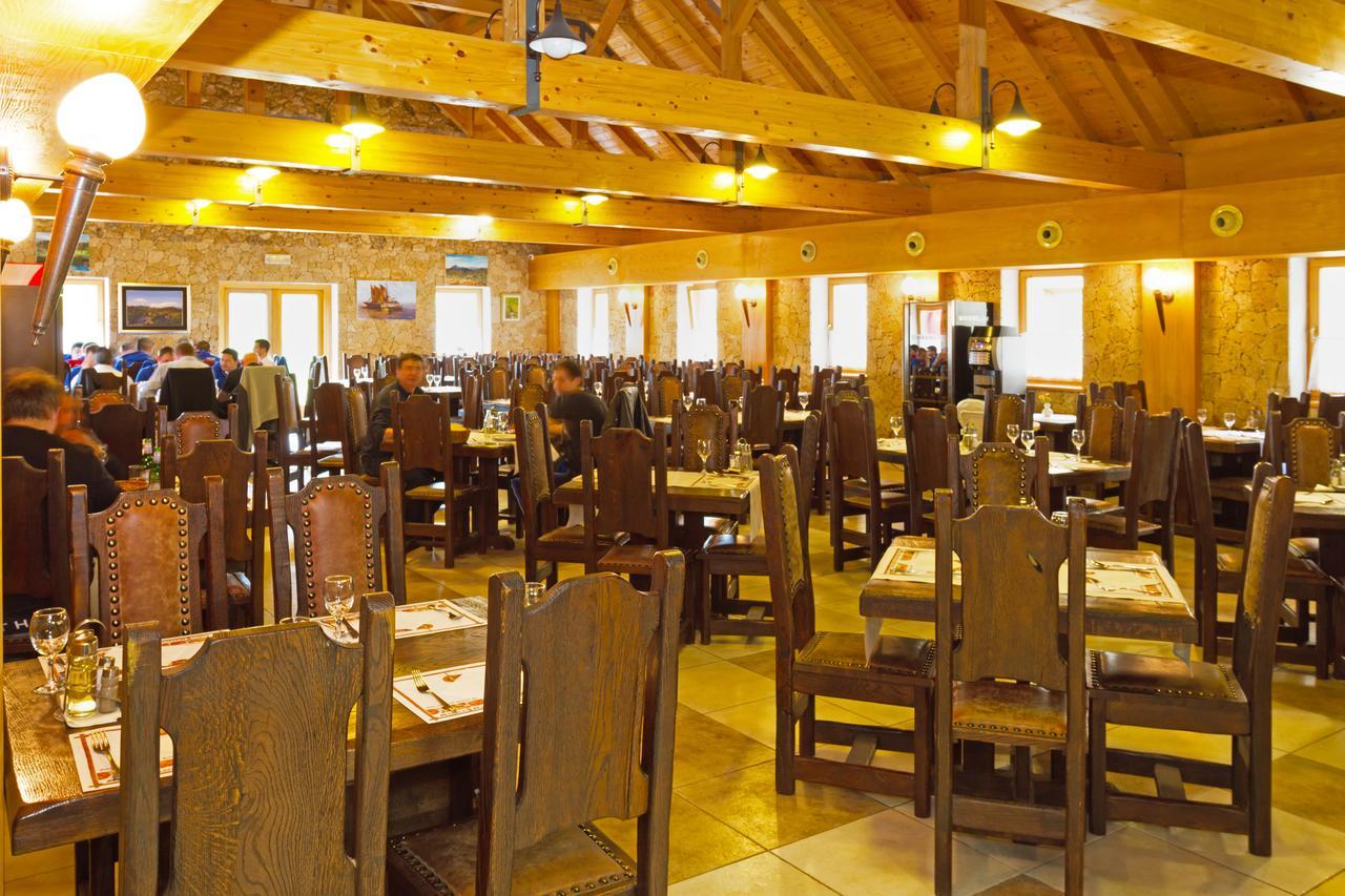 Mogoric Odmoriste Zir - Restoran Macola酒店 外观 照片